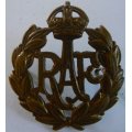 UK royal air force (RAF) badge plus 2 warrant officer badges