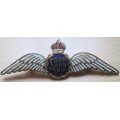 WW2 SA Air Force pilot enameled sweetheart badge by Stratton`s England