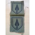 Rhodesian Security Force Auxiliaries pair of Pfumo re Vahnu cloth cap badges - uncut (CO C519)
