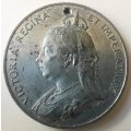 Queen Victoria diamond jubilee medallion 1837-1897 white metal - excellent condition