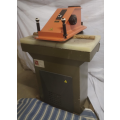 Hydraulic Swing-Arm Clicker Press