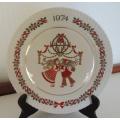 SPODE CHRISTMAS PLATE 1974 "DECK THE HALLS WITH BOUGHS OF HOLLY" - LIMITED PRODUCTION