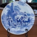 Signed Delft Charger