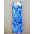 BLUE FLORAL PRINT CHIFFON DRESS (6) FULLY LINED