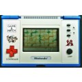 NINTENDO GAME AND WATCH GOLD CLIFF (MV64) IN AS NEW CONDITION.