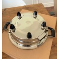 Electric Frying Pan, AMC 30cm as new in 100% condition.