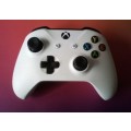 Xbox One White Controller