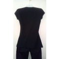 Fitted Black T shirt by Guess size Small