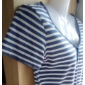 JEEP. Fitted T shirt top , Blue white and silver striped Size Small