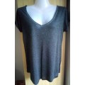 Charcoal Grey and Gold, V neck T Shirt By Gap Size X Small