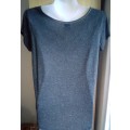 Charcoal Grey and Gold, V neck T Shirt By Gap Size X Small