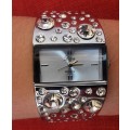 Diva ladies' bracelet watch jewelled - new battery, working