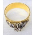 18ct Antique Gold Ladies Ring with diamond 5.2 grams