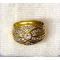 18ct Yellow Gold Diamond Ring :- Beautiful