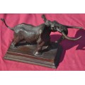 ROBERT (BOBBY) LAWRENCE African Elephant (1988) amazing artwork in bronze, 2.6 kg