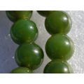 Rare Vintage Chinese Imperial Emerald Green Jade (Jadeite) Bead Necklace
