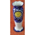 Porcelain vase (+-15cm)
