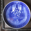 Royal Copenhagen Plate 'Glade Jul Merry Christmas'