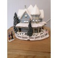 Thomas Kinkades Village Christmas by HAWTHORNE Village - Holiday Bed And Breakfast - RESIN - A2670