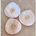 1 pc Natural /  Pink Aventurine / Faceted / Teardrop / Gold Plated Flower  / Pendant (18x18mm)