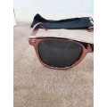 BOX OF 20 GOOD QUALITY SUNGLASSES(NOT CHINESE MAKE)VINTAGE LOOK