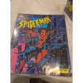 BOX OF 100 PACKS SPIDERMAN STICKERS AND A STICKER ALBUM (600 STICKERS IN ALL(