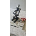 HIGH QUALITY MICROSCOPE WITH ASSESCORIES
