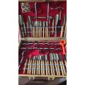 80 PIECE ASSORTMENT FRUIT/VEG CARVING TOOLS IN WOODEN BOX(UNUSED)