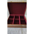 SOLID WOOD 6 DIVIDED VINTAGE JEWELRY BOX (30 × 23cm)MINT CONDITION