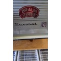BRAUN PROJECTOR INCL.5 TRAYS SLIDES*(APPROXIMATELY 160 SLIDES-1960`s )E