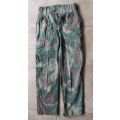 RHODESIAN CAMO TROUSERS SIZE 30-PIPE LENGTH 74CM-PLEASE TAKE NOTE THAT THIS TROUSERS IS IN USED COND