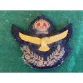 SAAF OFFICERS CAP BADGE-OFFICERS NOT ON STAFF-PADDED-PRE 1959