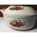 Solid Decorative Serving Bowl with Lid