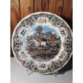 Churchill Herring`s Hunt `Breaking Cover` Plate with Stand