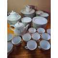 89 Piece Noritake String of Pearls Dinner Set - Self Collection only