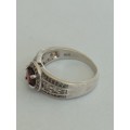 Gorgeous sterling silver garnet and cz 4,8g