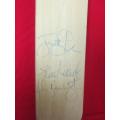 Jonty Rhodes ++ Original Signed Cricket Bat