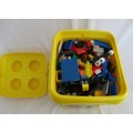 BARGAIN TIME! - LOT 1 - LARGE LEGO BOX FILLED WITH REAL LEGO PIECES - FAR, FAR OVER 1000 PIECES!!