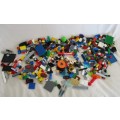 BARGAIN TIME! - LOT 3 - WELL OVER 500 PIECES OF REAL LEGO!!