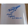 VINTAGE AIRPORT AFRICANA - D.F. MALAN AIRPORT, CAPE TOWN ASHTRAY
