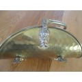 VINTAGE HAMMERED SOLID BRASS FLOWER PICKING BASKET WITH LION HEAD & PAW DETAILS (COPPER FASTENINGS)S