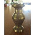 AN OLD ANTIQUE? CHINESE BRASS VASE INTRICATELY ENGRAVED WITH FIVE-CLAWED DRAGON