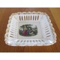 PRETTY VINTAGE DISH WITH ROMANTIC SCENE AND GOLD GILT TRIMMINGS