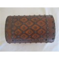 A SMALL VINTAGE WOODEN LEATHER CLAD, SCRIMSHAWED AND STUDDED WHATNOT `TREASURE` CHEST