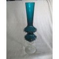 THE MOST SUPERB ANTIQUE VICTORIAN TALL TEAL GLASS VASE - CIRCA 1880/1890 - NO DAMAGE
