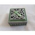 SMALL JEWELLED AND ENAMELLED TRINKET BOX WITH CROSS DESIGN
