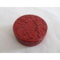 Lovely 20th century Chinese round cinnabar and black lacquered trinket box