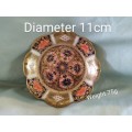 Royal Crown Derby decorative plate small