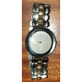 RADO LADIES WATCH NOT WORKING AND NO BACK COVER