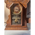 E. Ingraham 1805-1885 working gingerbread clock beautiful detail